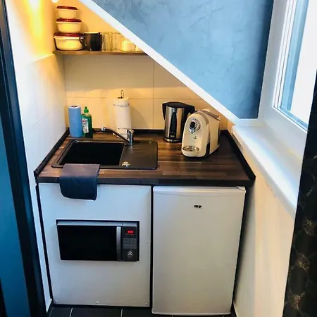 Schulz Apartments-2